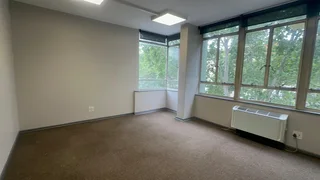 64 Square Meter Office To Let Pretoria Central With Air Conditioning