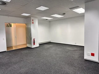 153.73m² Office To Let In Cape Town 3rd Floor