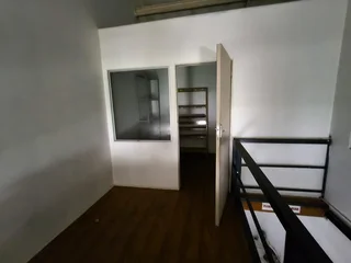 135 Square Meter Office/Warehouse To Let Moreleta Park