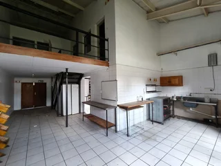 135 Square Meter Office/Warehouse To Let Moreleta Park