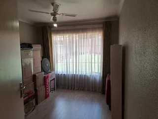 3 Bedrooms House in Winchesterhills