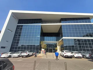 1566 Sqm commercial office to let - Waterfall Midrand