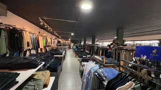 1600m² Showroom to let Wynberg, Sandton