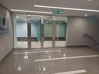 1566 Sqm commercial office to let - Waterfall Midrand