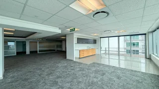 11th Floor Office To Let – Convention Towers, Foreshore, Cape Town