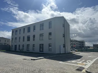 Charming 2-Bedroom And 1-Bathroom In Riverviews Parklands