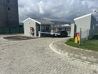 Charming 2-Bedroom And 1-Bathroom In Riverviews Parklands