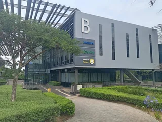 535m² Office to rent Woodmead