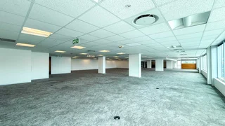 11th Floor Office To Let – Convention Towers, Foreshore, Cape Town