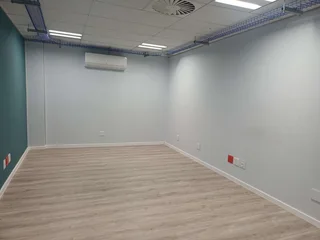 1566 Sqm commercial office to let - Waterfall Midrand