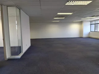 271m² Office to let Sunninghill, Sandton