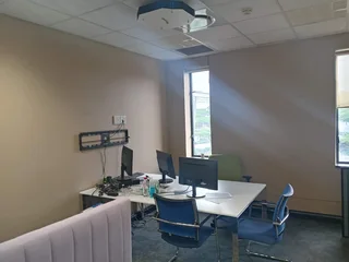 535m² Office to rent Woodmead