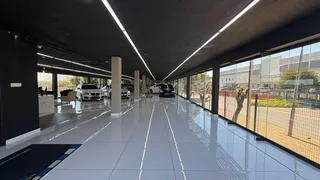 1350m² Showroom to let Wynberg, Sandton.