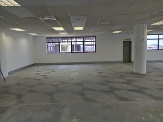 329m² Office to let Sunninghill