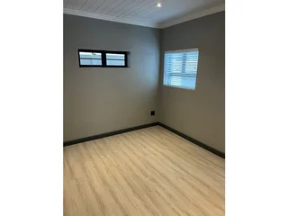 Beautiful 2-Bedroom And 2-Bath Separate Entrance To Rent In Pinelands