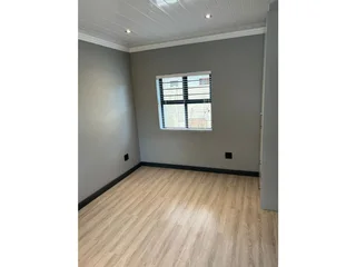 Beautiful 2-Bedroom And 2-Bath Separate Entrance To Rent In Pinelands