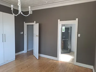 Secure 3-bedroom And 2-Bathroom House In Kensington