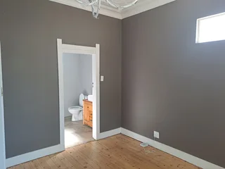 Secure 3-bedroom And 2-Bathroom House In Kensington