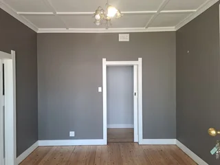 Secure 3-bedroom And 2-Bathroom House In Kensington