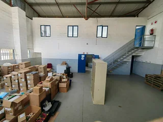 203sqm Industrial For Sale in Waterfall | Swindon Property