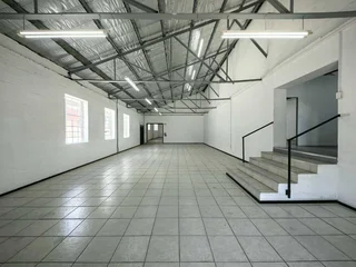 913m² Industrial Space To Let in Salt River