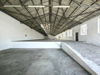 913m² Industrial Space To Let in Salt River