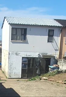 Two Bedroom Corner Property with Huge Yard Space in Stanmore for Sale