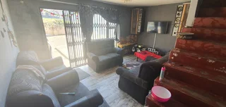 Two Bedroom Corner Property with Huge Yard Space in Stanmore for Sale