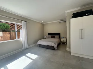 Spacious 4-Bedroom House For Sale In Sought-After Edgemount Estate