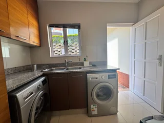 Spacious 4-Bedroom House For Sale In Sought-After Edgemount Estate