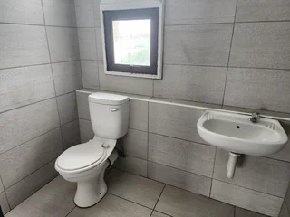 230m2 MINI FACTORY FOR  SALE IN PHOENIX INDUSTRIAL PARK