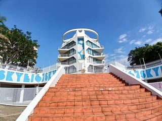 Beautiful 3 bedroom apartment in upmarket Musgrave