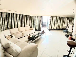 Beautiful 3 bedroom apartment in upmarket Musgrave