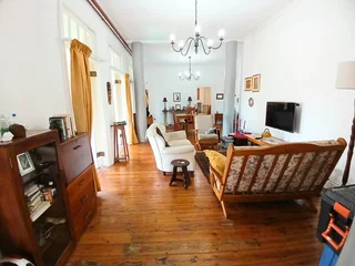 One of a kind 2 bedroom Pet Friendly unit in Musgrave....