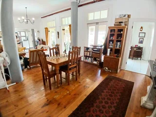 One of a kind 2 bedroom Pet Friendly unit in Musgrave....