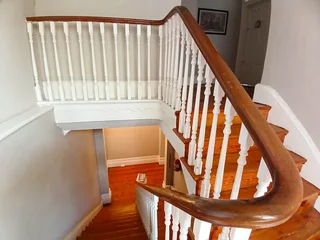 One of a kind 2 bedroom Pet Friendly unit in Musgrave....