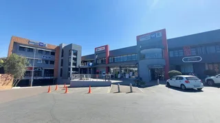 216m² Office To Let – Waterkloofrand – Prime Exposure With Back-Up Power