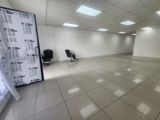 126 m² Office To Let – Waterkloof Ridge – Prime Main Road Exposure