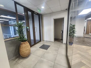 338 m² Office To Let – Erasmusrand – Modern Workspace With Back-Up Generator