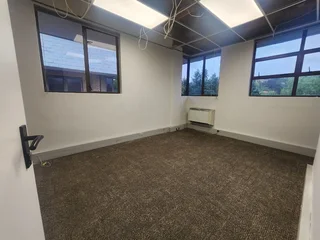 338 m² Office To Let – Erasmusrand – Modern Workspace With Back-Up Generator