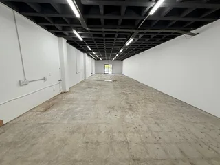 250m² Retail Space to Rent, Village on Main in Parklands