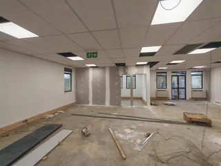 130m² Office To Let – Faerie Glen – Modern Corporate Space With Balcony Views