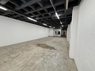 250m² Retail Space to Rent, Village on Main in Parklands