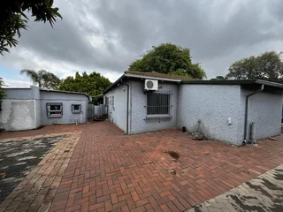 Prime Commercial Space for Sale - 31 1st Avenue, Dunvegan