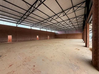 Retail Space to Let - 6 Ontdekkers Road, Roodepoort