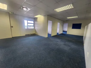 216m² Office To Let – Waterkloofrand – Prime Exposure With Back-Up Power