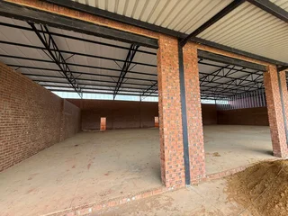 Prime Retail Space to Let - 6 Ontdekkers Road, Roodepoort