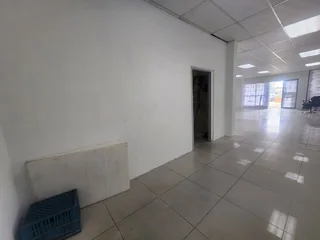 126 m² Office To Let – Waterkloof Ridge – Prime Main Road Exposure