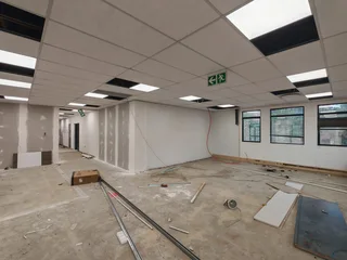 130m² Office To Let – Faerie Glen – Modern Corporate Space With Balcony Views