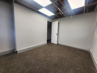 338 m² Office To Let – Erasmusrand – Modern Workspace With Back-Up Generator